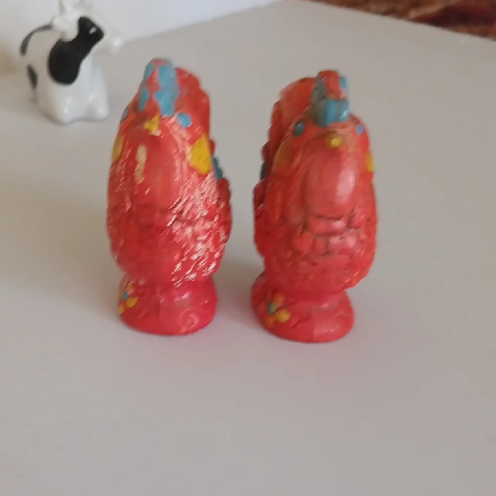 Vintage Farm Animal Salt and Pepper Shakers - Red, White, Black